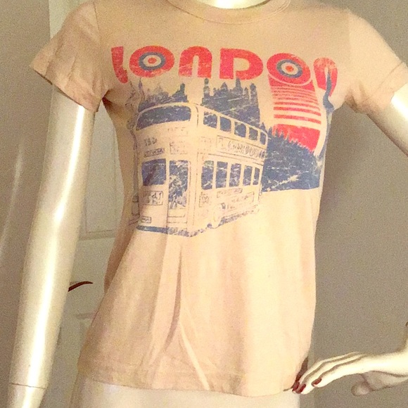 🛍🥰💋Awesome Vintage London Tshirt - Picture 3 of 6